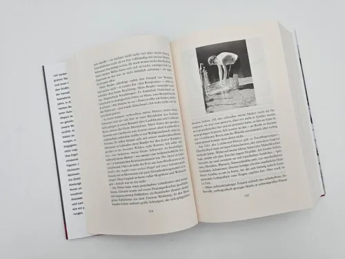 Berlin Verlag Literatur & Kunst-Book of Lives