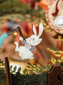 Booknook: Alice Adventure*Robotime Outlet