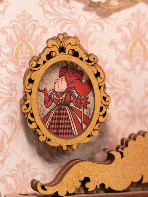 Booknook: Alice Adventure*Robotime Outlet