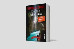 Dunkle Schluchten*Piper Verlag GmbH Clearance