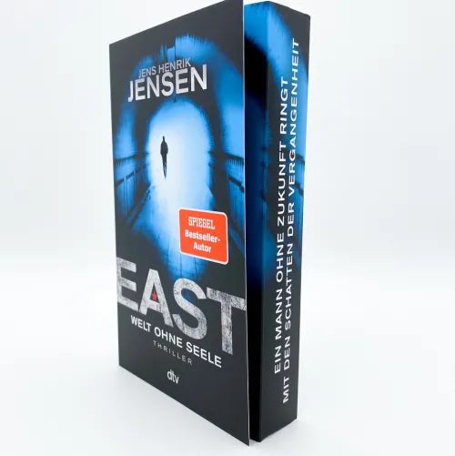 dtv Verlagsgesellschaft Spionagethriller-EAST. Welt ohne Seele