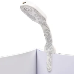 Bookchair Vertrieb Lesen & Geschichten*Flexilight RC (White Flowers) - wiederaufladbares Leselicht - 2 in 1 Leselampe & Lesezeichen - LED Leselicht - Geschenk für Leser, Buchliebhaber - Deutsche Ausgabe
