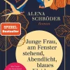 dtv Verlagsgesellschaft Familiensagas*Junge Frau, am Fenster stehend, Abendlicht, blaues Kleid