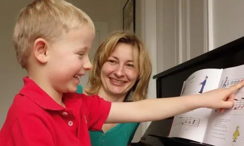 Klavierspiel & Spaß. Band 02*Edition Doremi ApS Online