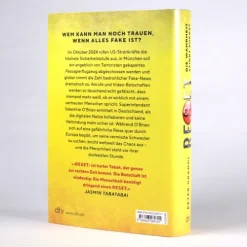 dtv Verlagsgesellschaft Technothriller-Reset