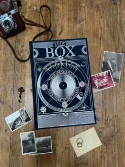 THE BOX - Buchbox THE BOOK*Naumann & Göbel Verlagsg. Discount