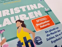 Piper Verlag GmbH Romantic Comedy-The Soulmate Equation - Sie glaubt an die Macht der Zahlen, bis er ihr Ergebnis ist