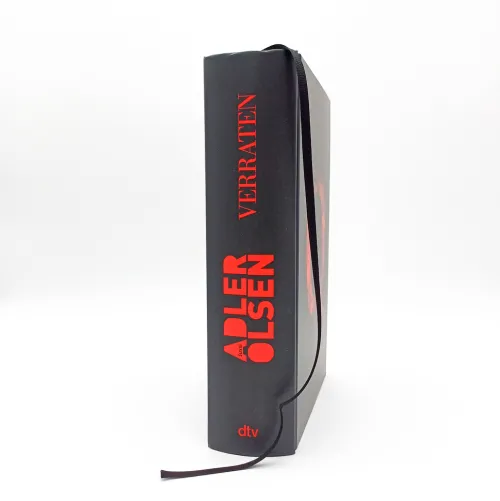 Verraten*dtv Verlagsgesellschaft