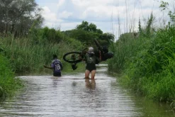 Tyrolia Verlagsanstalt Gm Radreisen & Radtouren-Zwei Frauen, zwei Räder, ein Zelt